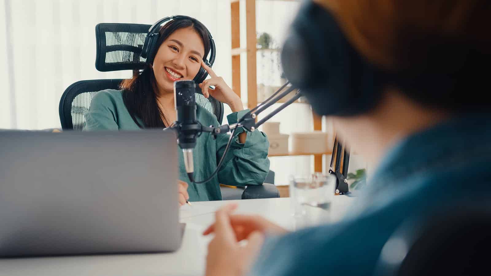 Fresh Finance Blog_Thinking About Starting a Podcast? These 5 Tips Can Help You Get Started